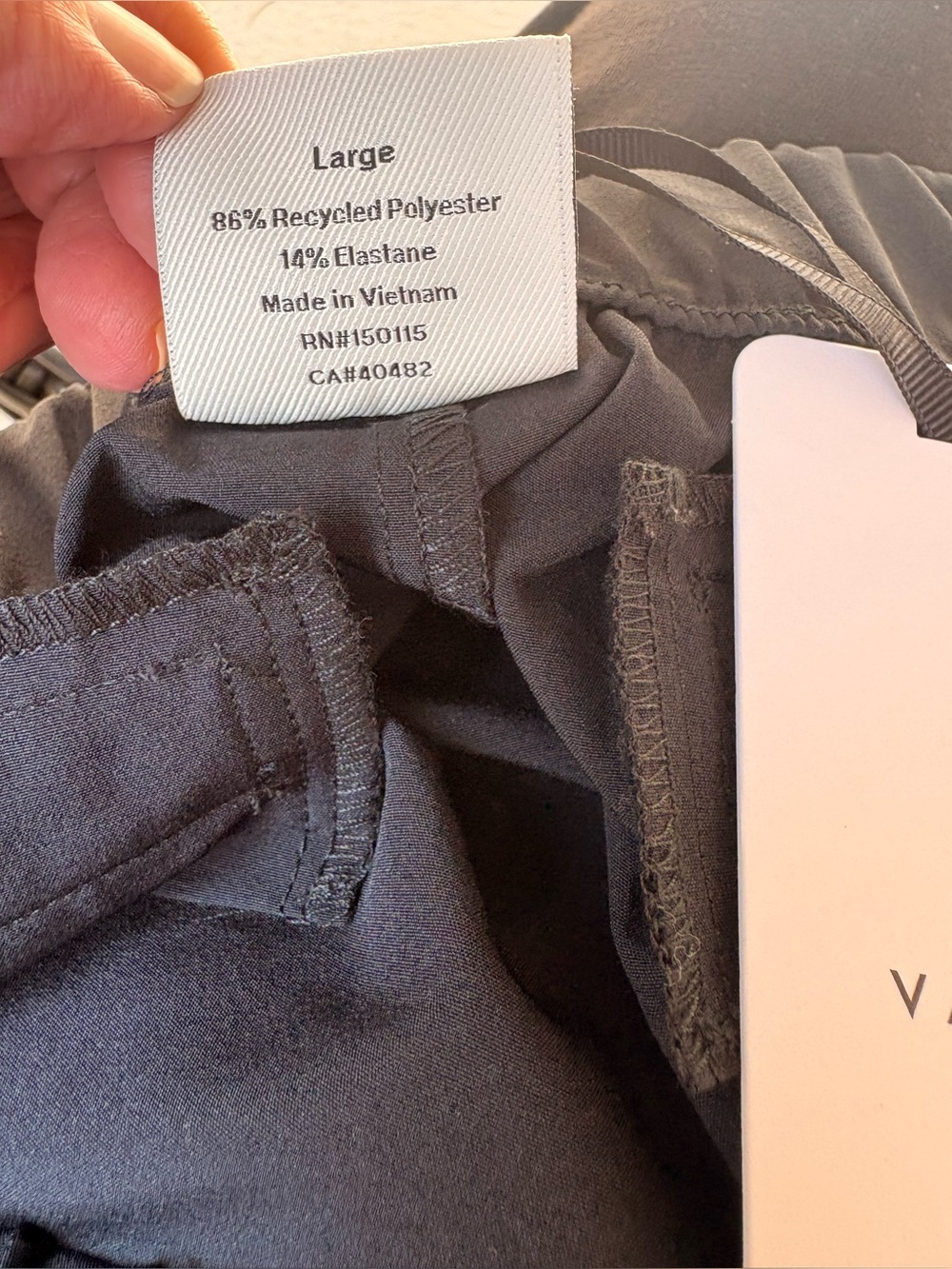 NWT Varley Alana Slim Tapered Cuff Pant 27", Size L - Picture 8 of 11